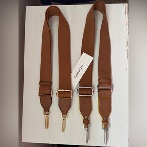 Calvin Klein adjustable replacement shoulder straps for bags.